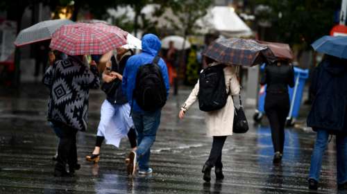 Καιρός: Εκρηκτικό κοκτέιλ με σκόνη, βροχές και καταιγίδες - Πού θα χιονίσει αν και Απρίλιος