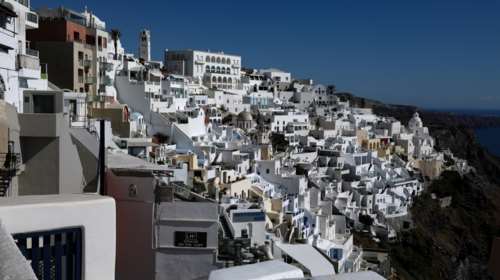 Σαντορίνη: Ζήτησαν 5.000 ευρώ από τουρίστες για βλάβη σε ενοικιαζόμενο ΙΧ - &quot;Δεν έγινε καμία εκτίμηση από ειδικό, τους εκβίασαν&quot;