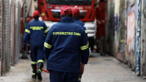 Συναγερμός στο Καματερό: Άνδρας έπεσε σε ρέμα από ύψος πέντε μέτρων