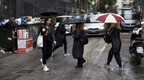 Πρόγνωση Τσατραφύλλια: Έρχονται βροχές και καταιγίδες από την Τετάρτη - Πού θα είναι έντονα τα φαινόμενα