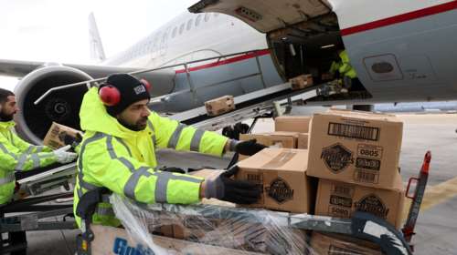 Κατσανιώτης: Τεράστια η ανταπόκριση για ανθρωπιστική βοήθεια - Το πρώτο &quot;κύμα&quot; αναχωρεί έως την Τετάρτη