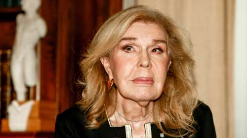 Μαριάννα Βαρδινογιάννη: Σε στενό οικογενειακό κύκλο η κηδεία της
