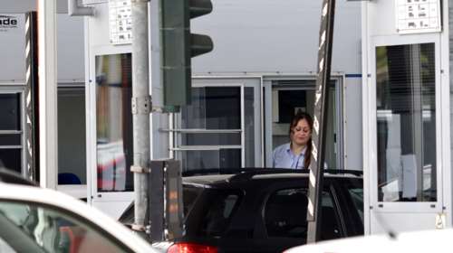 Η μεγάλη έξοδος για το Πάσχα: Πάνω από 420 χιλιάδες οχήματα έφυγαν από την Αττική