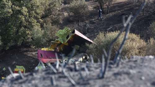 Πτώση Canadair στην Κάρυστο: Οι πρώτες εικόνες από τα συντρίμμια του μοιραίου αεροσκάφους
