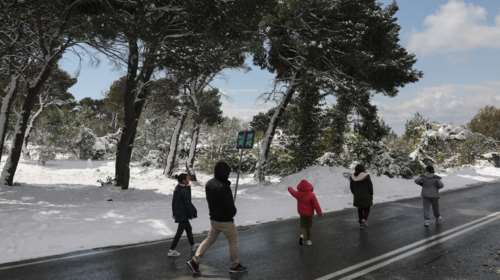 Εκτακτο δελτίο από την ΕΜΥ: Παγετός, βροχές και χαμηλές θερμοκρασίες - Πού θα σημειωθούν χιονοπτώσεις