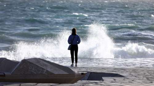 Φθινοπωρινός ο καιρός: Μικρή άνοδος της θερμοκρασίας από αύριο - Η πρόγνωση για το τριήμερο της 28ης Οκτωβρίου