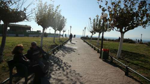 Πρόγνωση Μαρουσάκη: Ανοιξιάτικος καιρός με 18άρια από την Τετάρτη - Ψυχρή εισβολή το τελευταίο 10ήμερο του μήνα