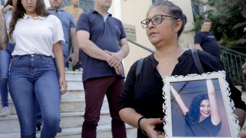 Μητέρα Λίνας Κοεμτζή: &quot;Ντρέπομαι που μπήκε στο αρχείο η υπόθεση - Δεν υπάρχει δικαιοσύνη&quot; [Βίντεο]