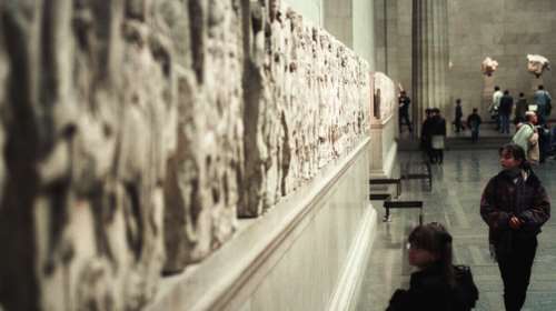 Νέος διευθυντής στο Βρετανικό Μουσείο μετά το σκάνδαλο κλοπών: Υπέρμαχος της &quot;κοινής χρήσης&quot; των Γλυπτών του Παρθενώνα