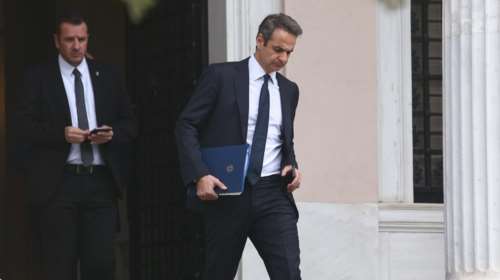 Συνεδριάζει εκτάκτως την Τρίτη το ΚΥΣΕΑ υπό τον Μητσοτάκη με συμμετοχή Σκρέκα - Συναγερμός για τις εξελίξεις στην Ουκρανία