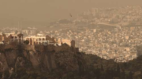 Καιρός: Μετά τις καταιγίδες, έρχονται 35άρια και αφρικανική σκόνη - Ποιες περιοχές θα επηρεαστούν, η πρόγνωση Τσατραφύλλια