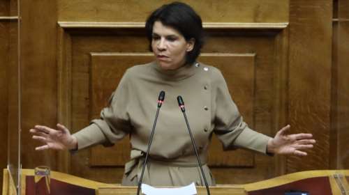 Νέα πυρά ΝΔ: Αφωνία Τσίπρα για τις πληρωμές Ελευθεριάδου από τον ΕΦΚΑ - &quot;Υπάρχει ασυμβίβαστο με πλαφόν;&quot;