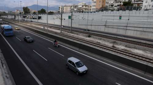 Εκτακη ανακοίνωση της Αττικής Οδού για την ομίχλη: Οδηγείτε με προσοχή