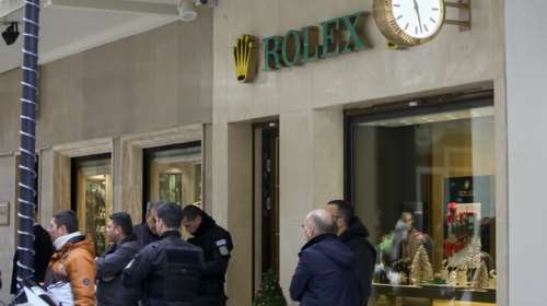 Εξιχνιάστηκε η ληστεία στη Rolex - Δύο συλλήψεις από τους &quot;Ροζ Πάνθηρες&quot;, ψάχνουν άλλους τρεις