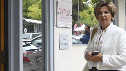 Πολιτική Γραμματεία για γερά νεύρα: Διέψευσε η Γεροβασίλη ότι έθεσε θέμα πόθεν έσχες για τους υποψηφίους προέδρους του ΣΥΡΙΖΑ