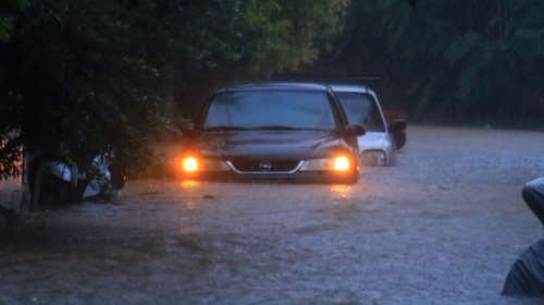 Κακοκαιρία Daniel: Πολύ δύσκολη νύχτα στη Θεσσαλία, επιμένουν τα ακραία φαινόμενα - Ποιες περιοχές θα πληγούν τις επόμενες ώρες [Live]