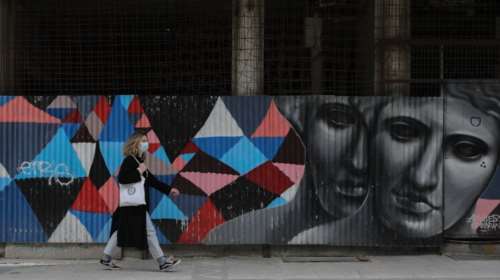 Κορονοϊός: Όχι σε νέο lockdown, διαμηνύει η κυβέρνηση - Τα μέτρα έχουν αυξήσει τους εμβολιασμούς