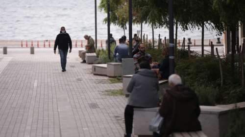 Θεσσαλονίκη: Εισαγγελική παρέμβαση για συρροή κρουσμάτων κορονοϊού - Ο ρόλος αρνητή ιερέα