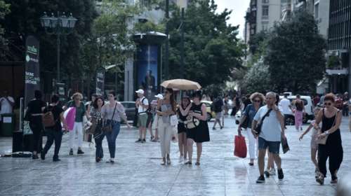 Ξεπαγώνουν οι 3ετίες: Ποιοι εργαζόμενοι ωφελούνται, πόσα χρήματα δικαιούνται και πότε θα τα πάρουν- Παραδείγματα