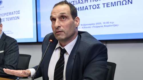 Τέμπη: Φιάσκο με το πόρισμα ΕΟΔΑΣΑΑΜ για την &quot;άγνωστη εύφλεκτη ύλη&quot;- Δύσκολα θα μείνει στη θέση του ο Παπαδημητρίου