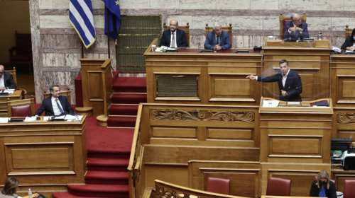 Με Καλογρίτσα και "Σαράφη" οι απαντήσεις Μητσοτάκη στον Τσίπρα για τις υποκλοπές: "Δεν θα συγκρουστούμε, θα συγκριθούμε"