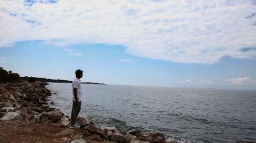 Τα περίεργα του καιρού: Συννεφιά, ζέστη, τοπικές βροχές και πολύ σκόνη