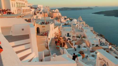 &quot;Πράσινο φως&quot; για μετακίνηση σε νησιά σε όσους έχουν επιχειρήσεις