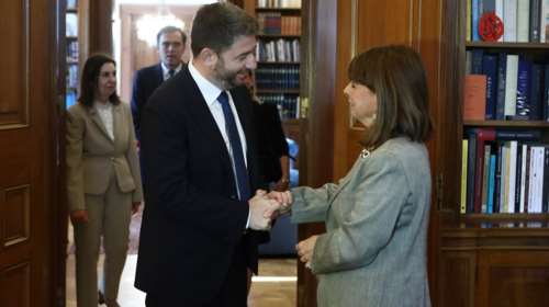Επέστρεψε τη διερευνητική εντολή ο Νίκος Ανδρουλάκης: &quot;Δεν υπάρχουν περιθώρια συγκλίσεων&quot;