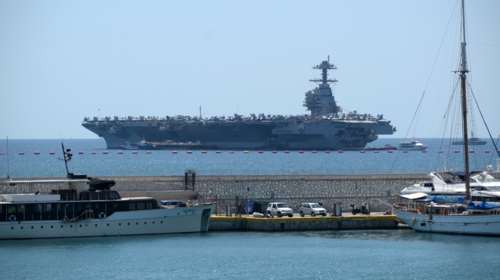Στον Πειραιά το πιο προηγμένο αεροπλανοφόρο του Πολεμικού Ναυτικού των ΗΠΑ [εικόνες]