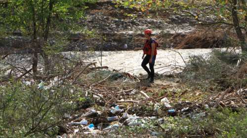 Βρέθηκε η 8χρονη που εξαφανίστηκε σε σχολική εκδρομή - Είχε χαθεί στο δάσος, την εντόπισε η ΕΜΑΚ