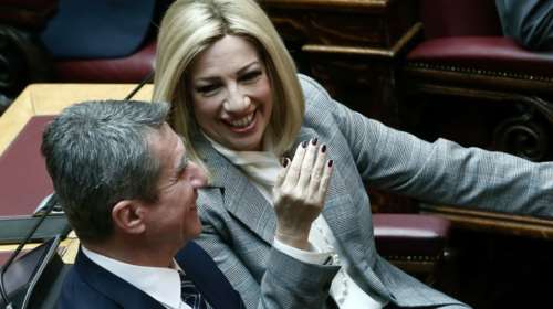 Φαγωμάρα στο ΚΙΝΑΛ: Η Φώφη Γεννηματά καθαίρεσε τον Λοβέρδο από κοινοβουλευτικό εκπρόσωπο
