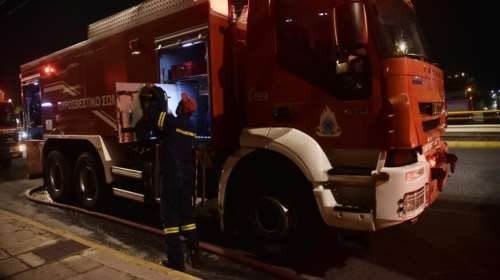 Φωτιά στο πρώην κάμπινγκ του ΕΟΤ στην Επανομή