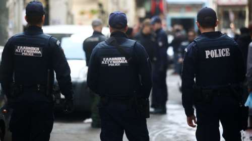 Το Βήμα της Κυριακής: Χρήστος, Ηλίας, Κώστας - Οι αστυνομικοί που διαχειρίζονταν το Predator και ο ρόλος &quot;κλειδί&quot; αξιωματικού