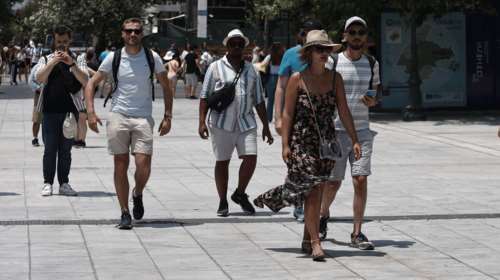 Κορονοϊός: 16 θάνατοι και 17 διασωληνωμένοι την τελευταία εβδομάδα