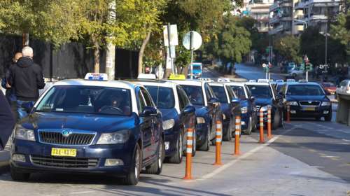 Θεσσαλονίκη: Καταδικάστηκε οδηγός ταξί γιατί εξύβρισε τρανς άτομο