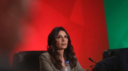 Τσαπανίδου: Η κυβέρνηση αφήνει χιλιάδες ελεύθερους επαγγελματίες χωρίς ενημερότητα και ιατροφαρμακευτική περίθαλψη