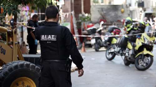 Τραγωδία στο Σύνταγμα: Επεσε στο κενό από 4ο όροφο πολυκατοικίας και σκοτώθηκε