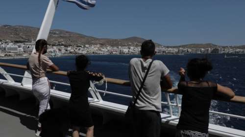 Κοινωνικός τουρισμός για συνταξιούχους ελεύθερους επαγγελματίες: Ξανά από αύριο οι αιτήσεις καταλυμάτων και ακτοπλοϊκών