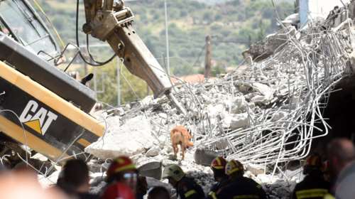 Τέσσερις συλλήψεις για την κατάρρευση της γέφυρας της Ολυμπίας οδού - Ο υπεύθυνος έργου και τρεις χειριστές μηχανημάτων