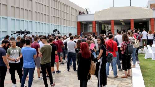 Κεραμέως: Θα υπάρχει εμβολιαστικό κέντρο σε κάθε πανεπιστήμιο