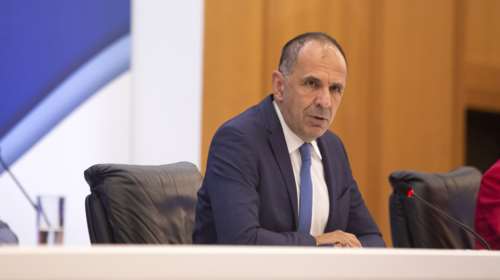 Γεραπετρίτης για παρακολουθήσεις: Το περιεχόμενο της επικοινωνίας, εφόσον δεν προκύψει λόγος, καταστρέφεται