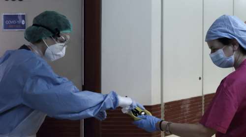 Κορονοϊός: 1152 νέα κρούσματα σήμερα - Μεγάλη ανησυχία για τους 153 διασωληνωμένους - 7 θάνατοι σε 24 ώρες