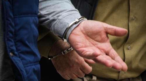 Θεσσαλονίκη: Ζήτησαν 18.000 ευρώ από επιχειρηματία για να διαγράψουν χρέος από ρευματοκλοπή