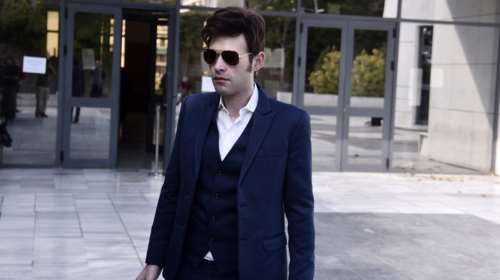 Συνελήφθη ο Μένιος Φουρθιώτης- Του έκανε μήνυση ο πατέρας του Νίκου Κοκλώνη