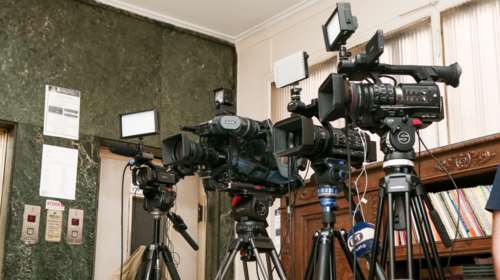 Αρθρο New York Times για τα ΜΜΕ στην Ελλάδα: Πόσο ελεύθερος είναι ο Τύπος στη γενέτειρα της Δημοκρατίας;