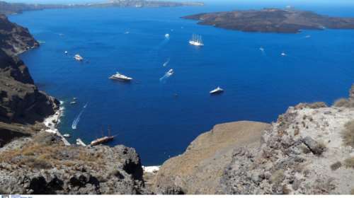 Πλακιωτάκης: Πλωτά ασθενοφόρα για τα νησιά το καλοκαίρι [βίντεο]