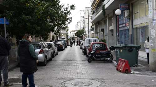 Δάφνη: Αυτοκτόνησε πέφτοντας από την ταράτσα η 17χρονη - Πληροφορίες για ερωτική απογοήτευση