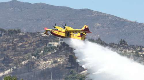 Δένδιας: Αυξάνεται το πτητικό επίδομα των πιλότων των εναέριων μέσων πυρόσβεσης - Ενέργειες για προμήθεια νέων αεροσκαφών