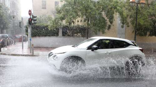 Ερχεται κακοκαιρία με καταιγίδες και πιθανές πλημμύρες  - Ο Μαρουσάκης εξηγεί γιατί είναι επικίνδυνος ο Νοέμβριος