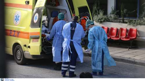 Κορονοϊός: Κάτω των 55 ετών ένας στους δύο που μπαίνουν στο νοσοκομείο με Covid - 167 εισαγωγές την ημέρα